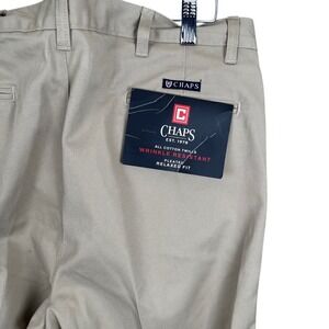 Chaps Mens 36x30 Khaki Pleated Relaxed Fit Chinos Wrinkle Resistant Cotton Twill